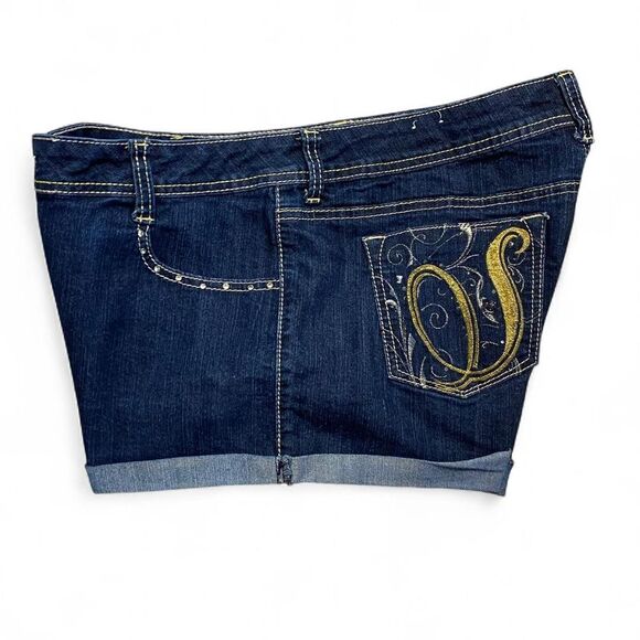 Y2K women’s SouthPole booty shorts - Picture 3 of 4